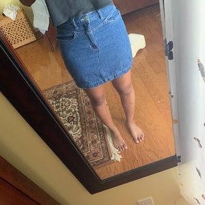 Hollister Jean Skirt!